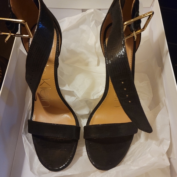 Calvin Klein Shoes - Picture 4 of 6